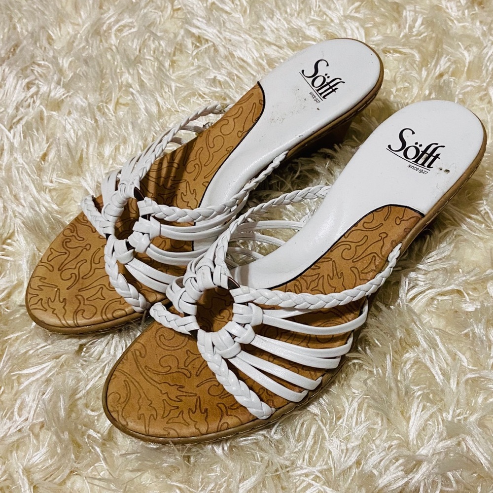 SOFFT Leather Wedge Sandals size 8 white